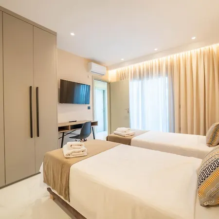 Naturalia Grey Luxury - Private Pool - Sleeps 8 Херсониссос